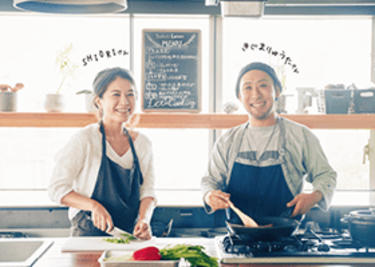 鶏、豚、ひき肉で繰り返し作りたい！　SHIORIさんの簡単作りおきVSきじまりゅうたさんの10分おかず　