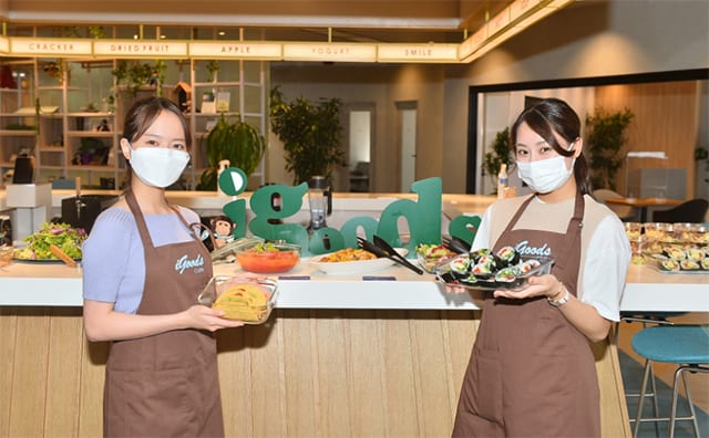 実際に働いている学生スタッフ