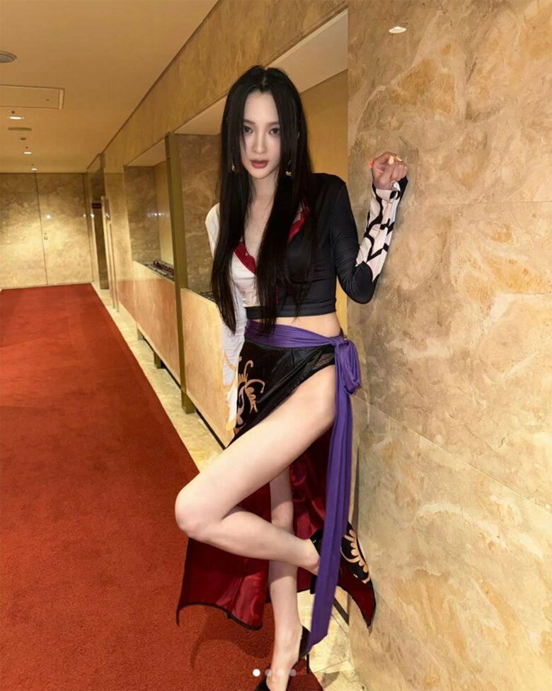 コスプレでリクエストが多いハンコックの姿で