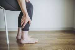 睡眠不足の原因にも…妊婦に多い「むずむず脚症候群」の予防と対策