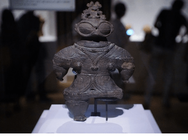遮光器土偶