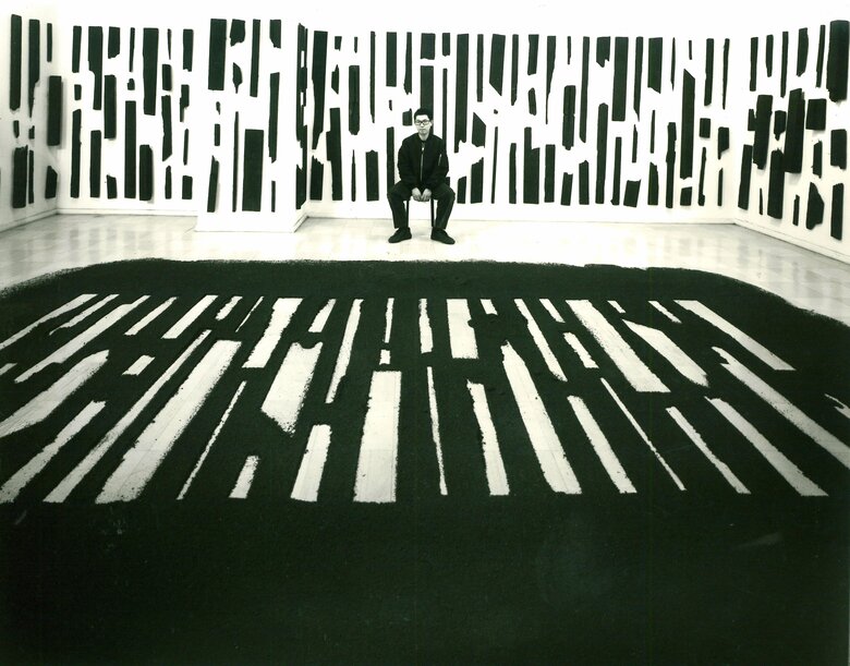 短髪黒髪時代のレアショット29歳の假屋崎さん