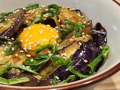 野菜のプロが絶賛する「なすの生姜焼き丼」この秋知らなきゃ損をする