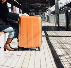 新幹線に特大荷物 予約なしで1000円徴収!?ベビーカーはどうなる？