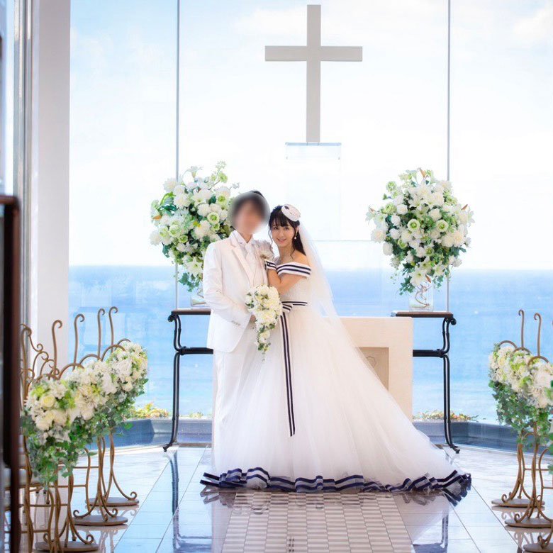 沖縄で結婚式を挙げた