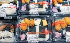 激安オーケーのお惣菜ランキング！カキフライ明太弁当が299円という破格