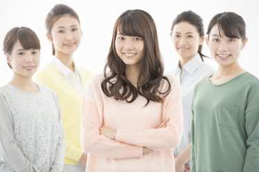 ママ友が「急にタメ口になった」その裏に漂う〝マウント感〟にモヤッとする！