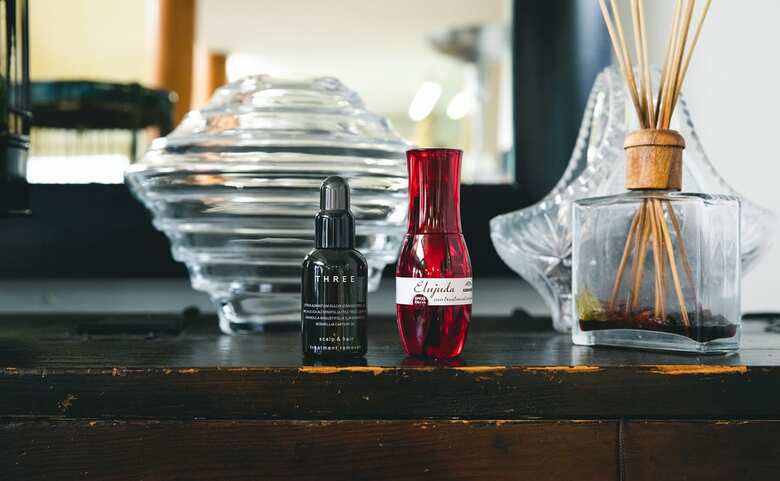 髪の状態に合わせクレンジングは週一程度行う