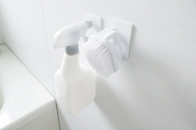 ミニサイズのブラシはキッチンや玄関など他の場所でも活躍しそう