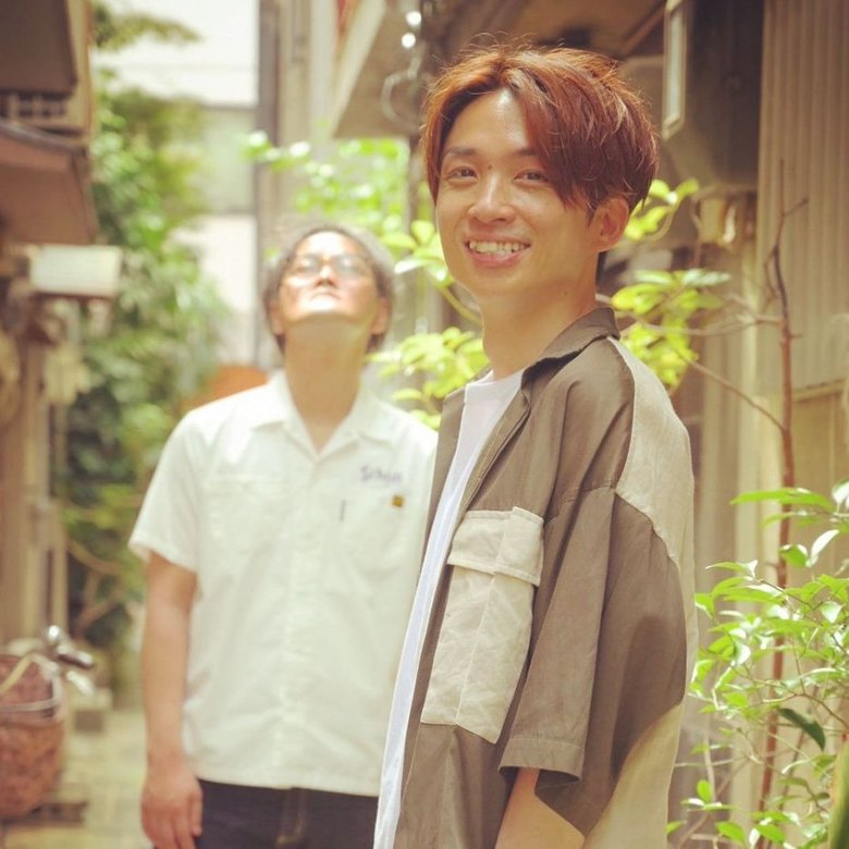 相方の稲田さんと