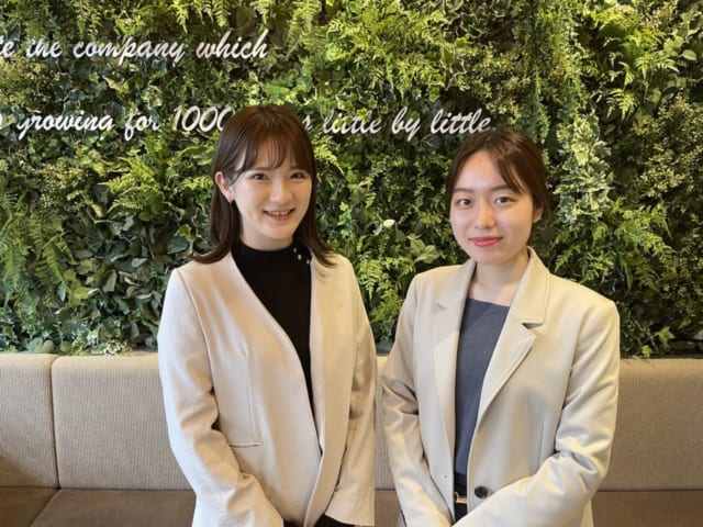 アイグッズ株式会社　広報・PRチーム　根岸まりのさん（左）と佐藤桃香さん（右）