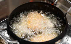 再生回数100万回越えの料理YouTube３選「少ない材料で作れるのがいい」