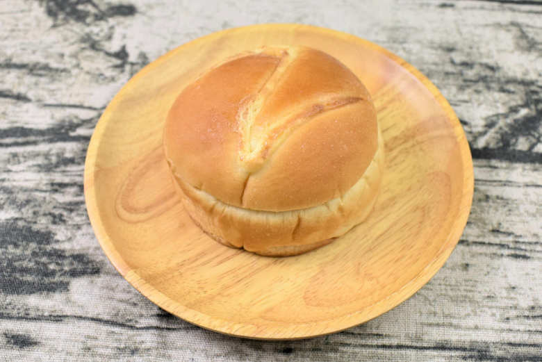 ファミマのダブルメンチカツパンの画像1