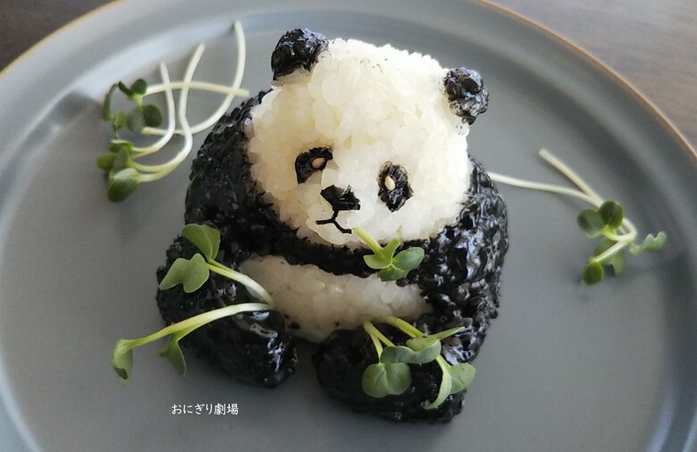 白ゴマのつぶらな瞳がかわいい「パンダ」