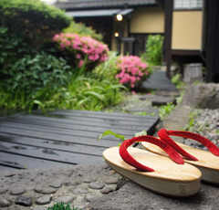 結婚15年目で「夫と2人で旅行は無理」は、もはや仮面夫婦なのか!?