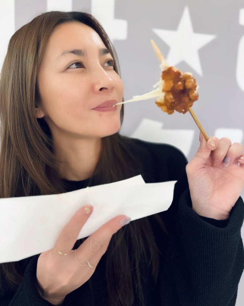 娘さんとそのお友達とすっぴんで食べ歩き