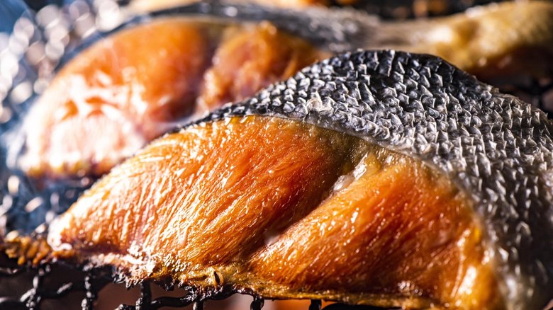 どこを食べるかで鮭は味の違いがある