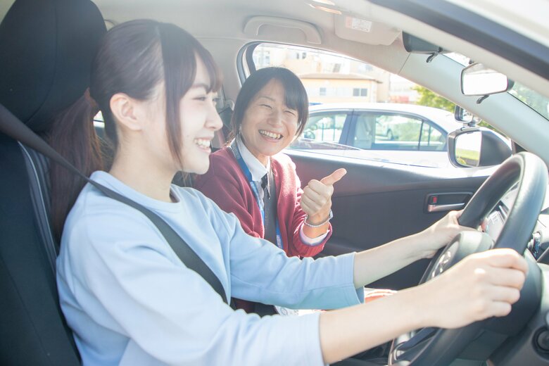 ほめの相乗効果で教習生も指導員も笑顔でポジティブになれる