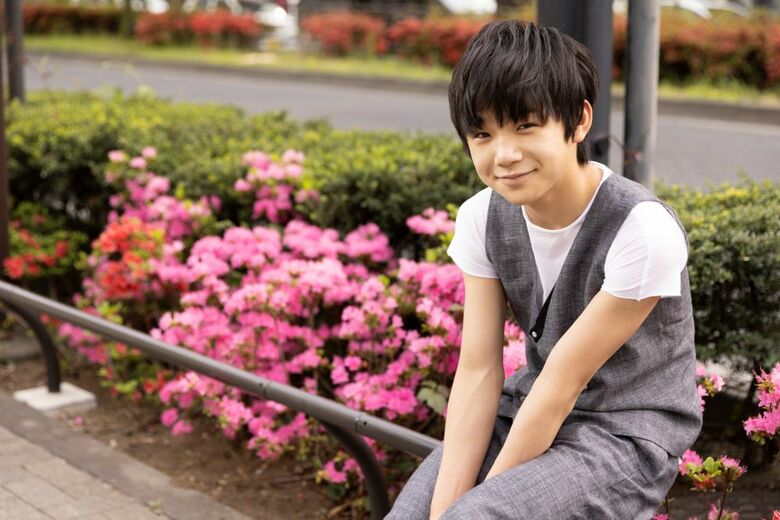 ツツジと笑顔がマッチ