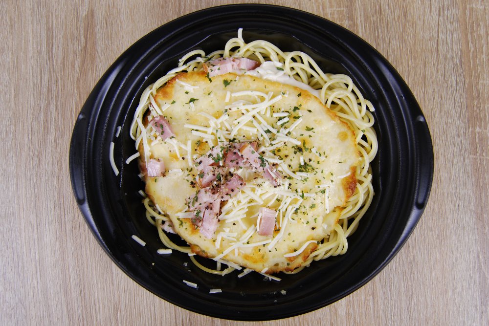 ローソンの人気パスタ「4種チーズ使用 とろ~り焼チーズパスタ」の商品画像