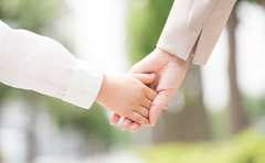 手のかからない子に潜む“いい子症候群”に注意。自我を育む親子の関わり