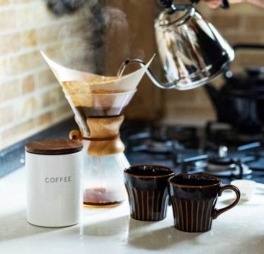 ニトラー@akky52 宅で発見！「お、ねだん以上。」の食器・調理道具