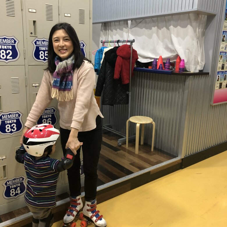 竹内さんの数少ない特技がローラースケートだとか