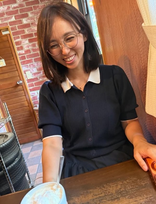 2017年、俳優の和田正人さんと結婚した吉木さん。写真は和田さんとのカフェデート中の貴重な1枚