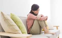 伝染するネガティブ思考も厄介だけど…破滅型ポジティブ思考が増加中