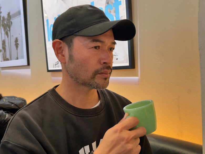 自分の原点と語る代々木上原のカフェで