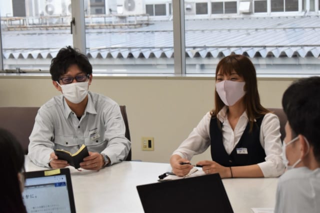 株式会社コロナ 総務部人事課の渡辺さん・伊丹さん