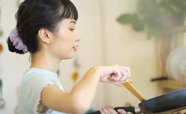 もしもミシュランシェフが「100均商品」で激旨レシピを作ったら…