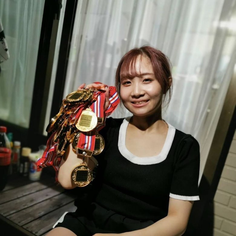 2009年の世界選手権では日本女子としては43年ぶりの世界大会でのメダル獲得の快挙も成し遂げた