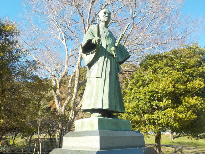 見沼自然公園にある井沢弥惣兵衛為永の銅像