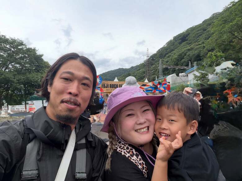 別居から約1年。今年も家族3人でフジロックへ