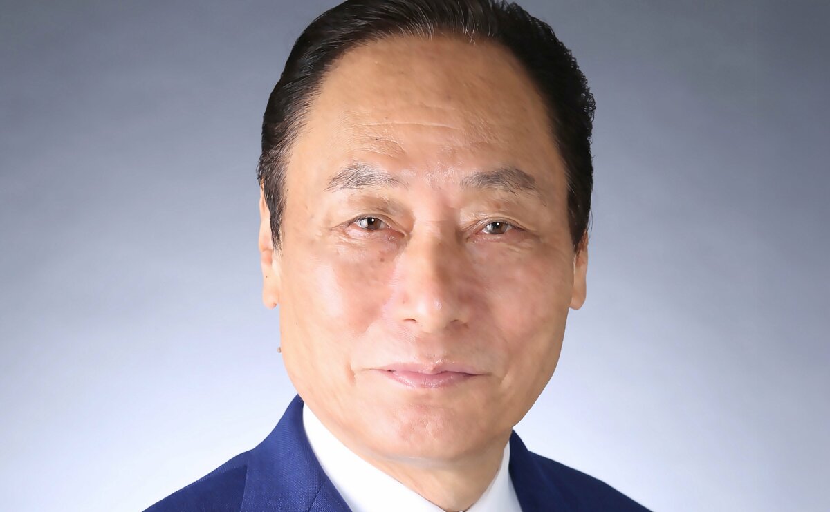 ヨネスケ「40年連れ添い熟年離婚」うつ病で苦悩も。「突撃男」が76歳で