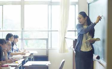 わが子の担任もピンチ？「変形時間労働制」わかりやすく説明します