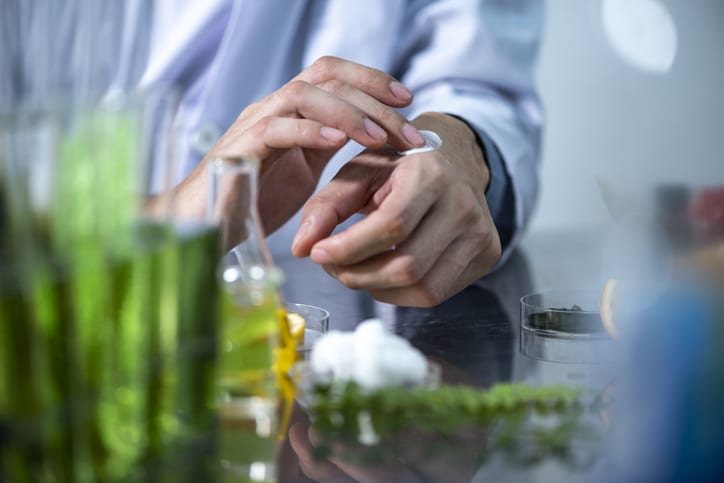 iStock.com/greenleaf123