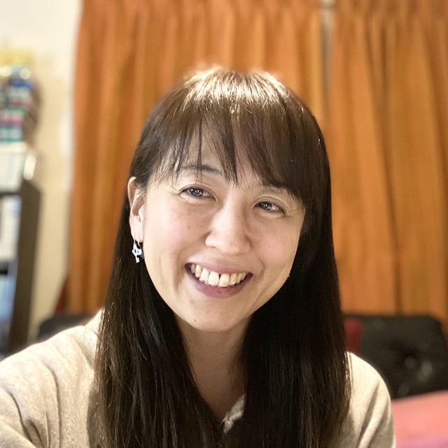 気象予報士。合同会社『てんコロ.』代表。早稲田大学第一文学部卒業後、テレビ番組制作会社入社。バラエティー番組のディレクターを経て、2007年に気象予報士の資格を取得し、民間気象会社で自治体防災向けや高速道路・国道向けの予報業務などを担当。現在は予報業務に加えて、気象予報士資格取得スクールや気象予報士向けスキルアップ講座などを主催・講師を務める。