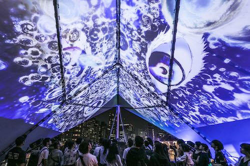 「海の上映会」会場の様子_2F海の空