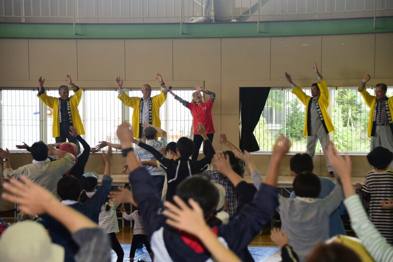 田植え体験ツアー準備体操