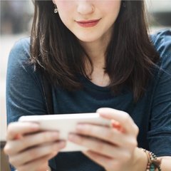 表で言えない「ママ友の愚痴」を…いまどきママの闇は〝裏アカ〟に潜む!!