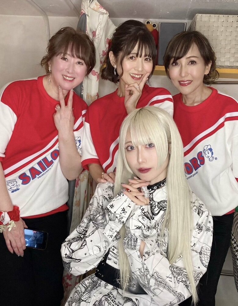 2023年のライブ「年忘れとクリスマス会」にて