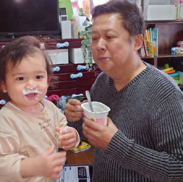 好物のヨーグルトにご満悦