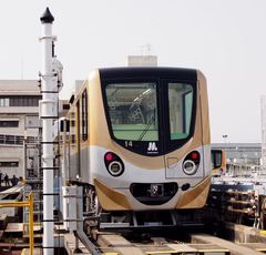 運転手がいないのに電車が動く？無人運転システムの秘密に迫る