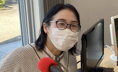 「僕が着ぐるみで隣を歩く」顔に難病を抱えた女性が結婚を決めた夫の言葉 病気のリスクを抱えた出産も「3人目はダメや」