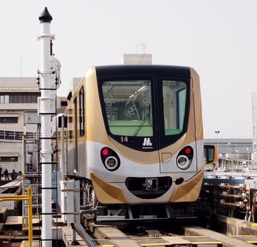 運転手がいないのに電車が動く？無人運転システムの秘密に迫る