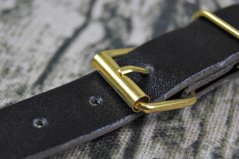 ダイソーのおすすめ商品「ストールクリップ」の実物画像2