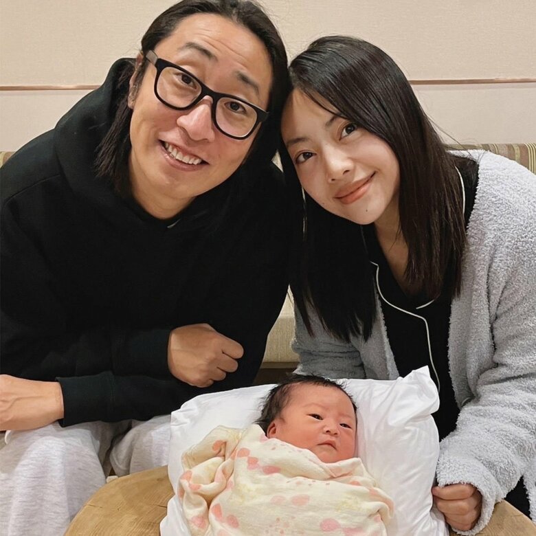 石川あんな、ゆってぃ