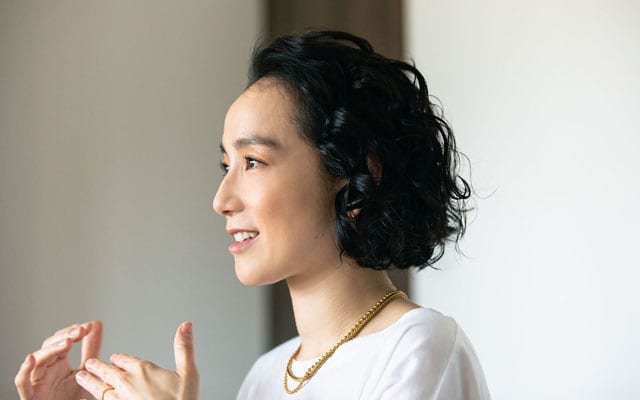 仕事について熱く語る篠原ともえさん